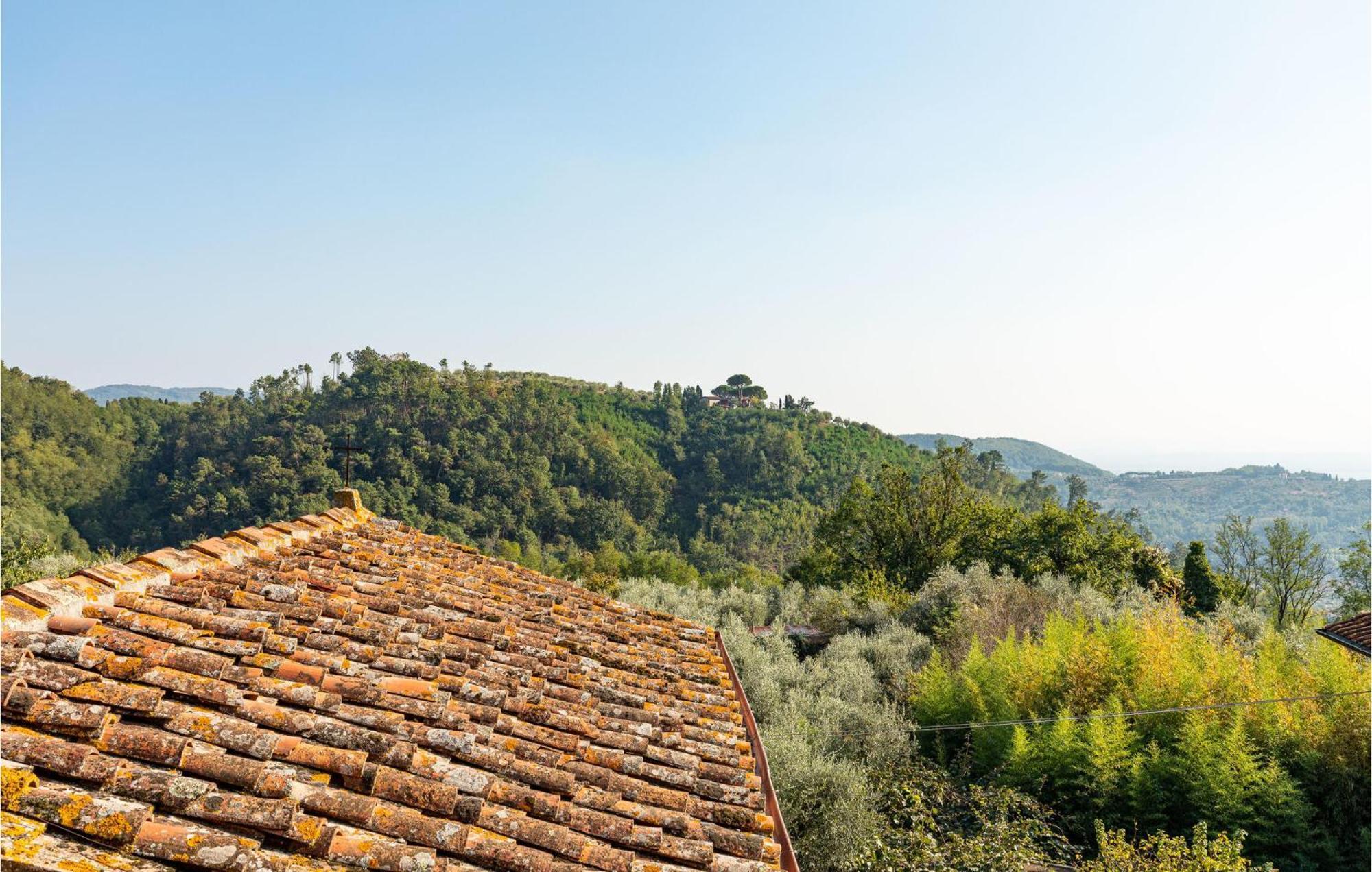 Awesome Home In Marliana With Kitchenette Exteriér fotografie